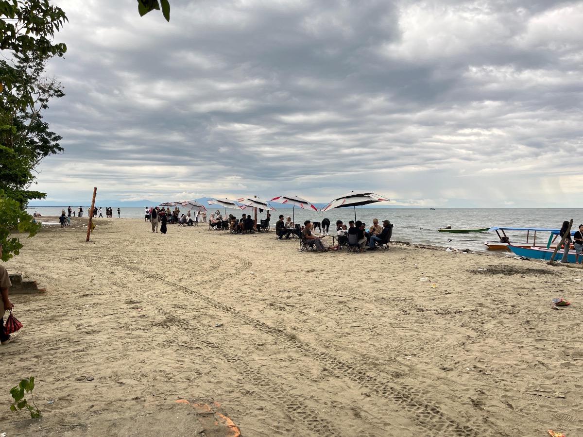 Payung pantai
