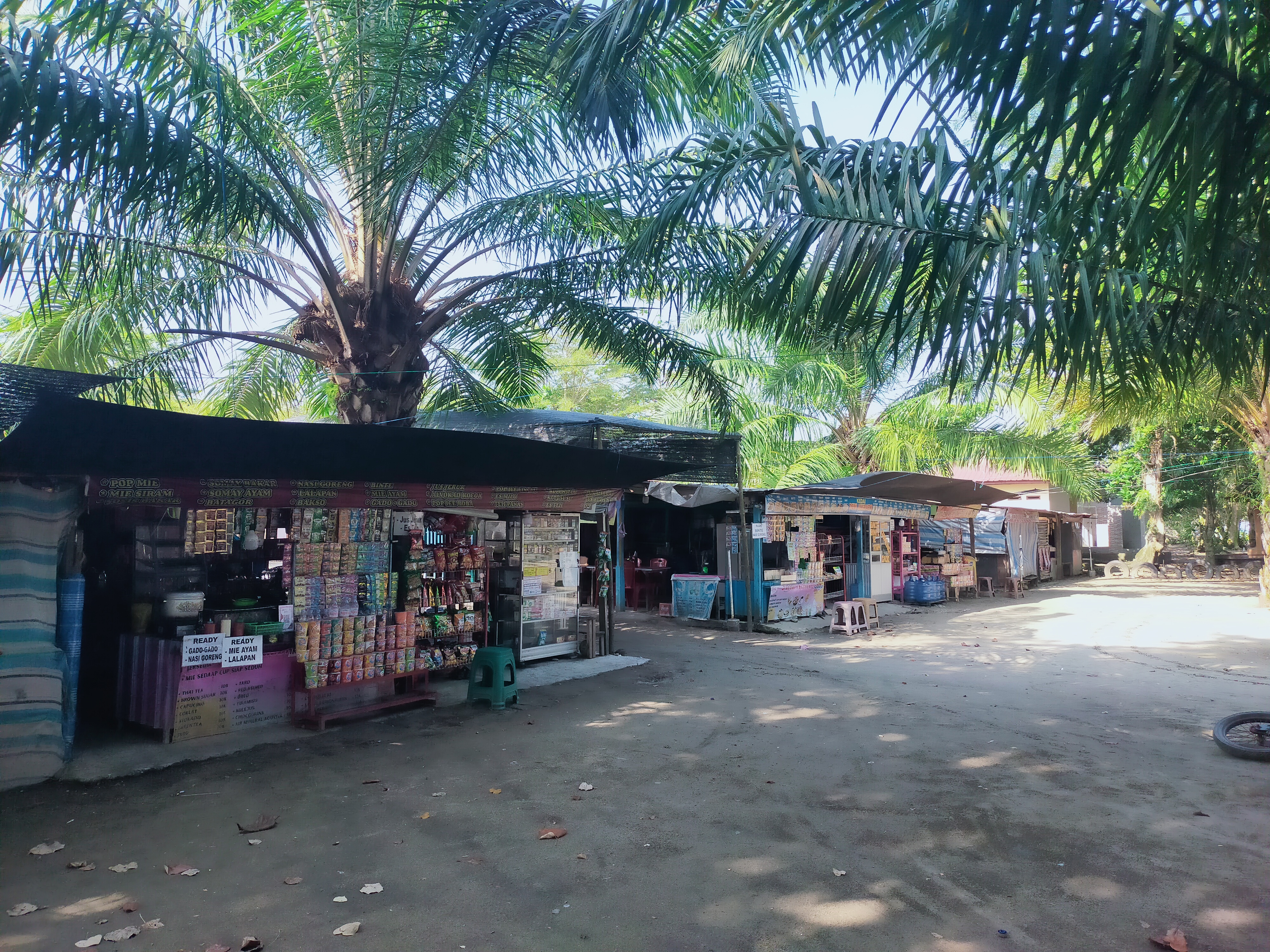 Penjual jajanan 